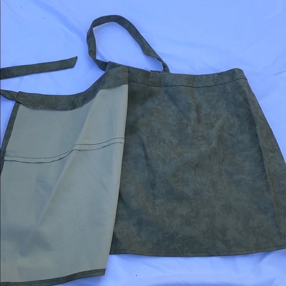 Mint Vanilla Faux Leather Tie Skirt - Picture 3 of 7